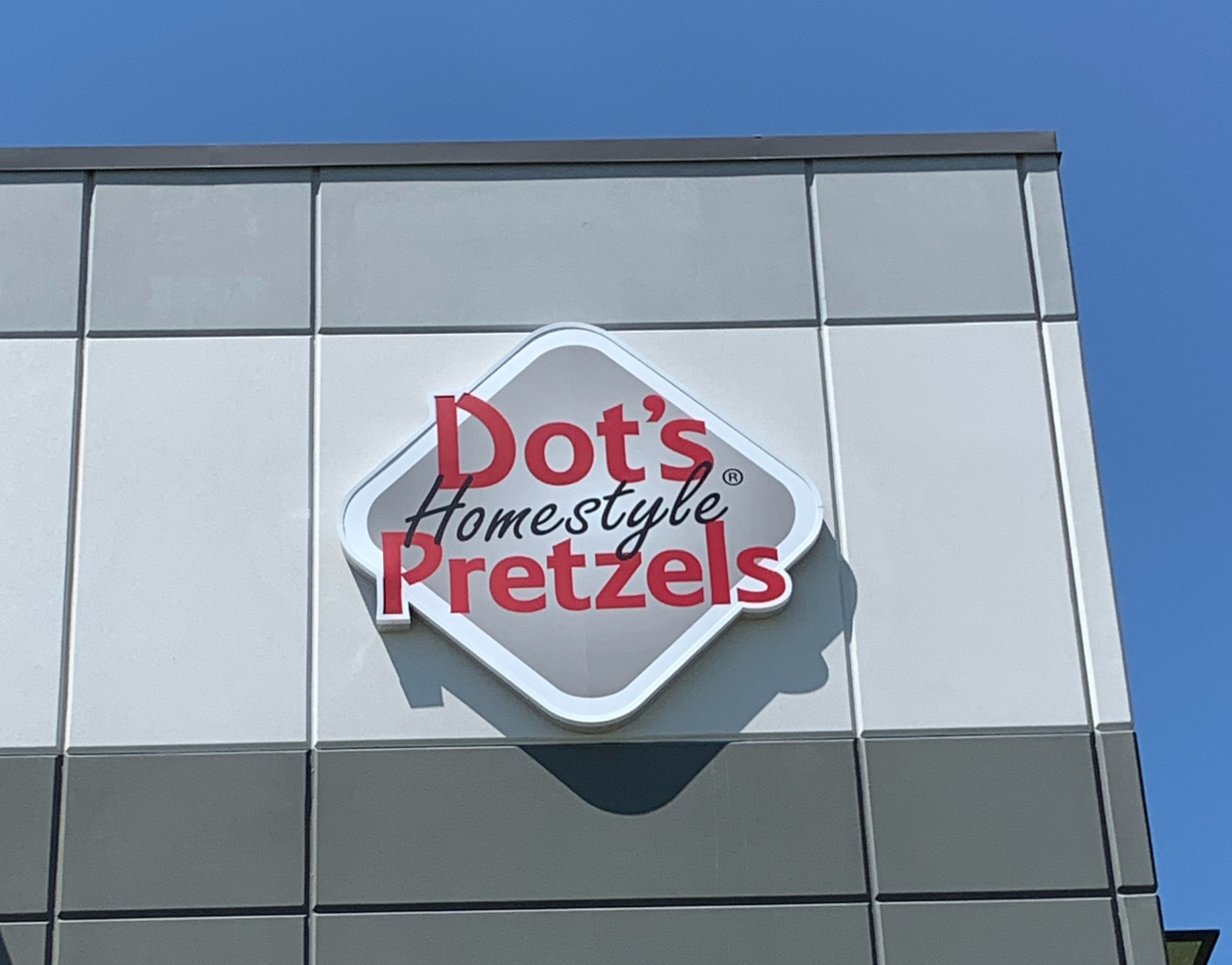 Dot’s Pretzels Purchases New Building in Logistics Park Kansas City